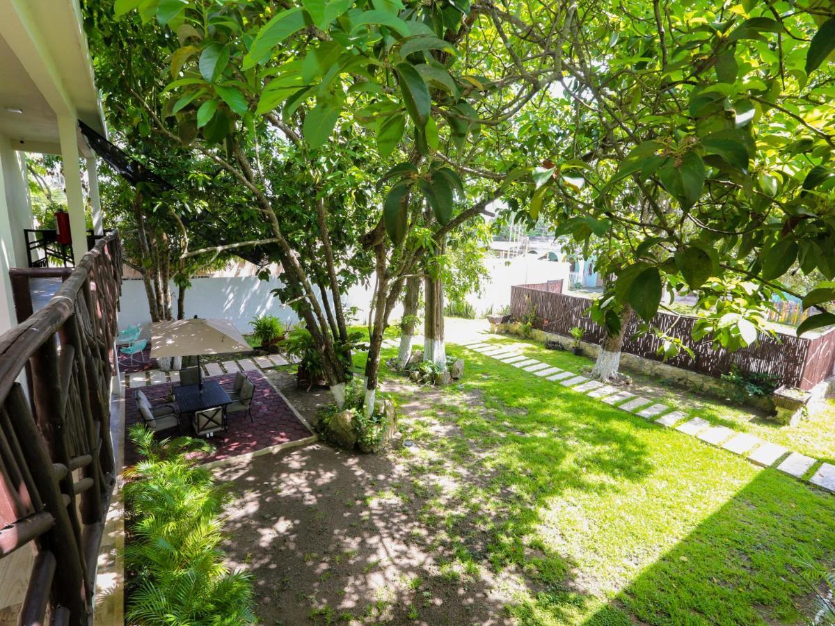 Hotel Brisas בקאלאר מראה חיצוני תמונה