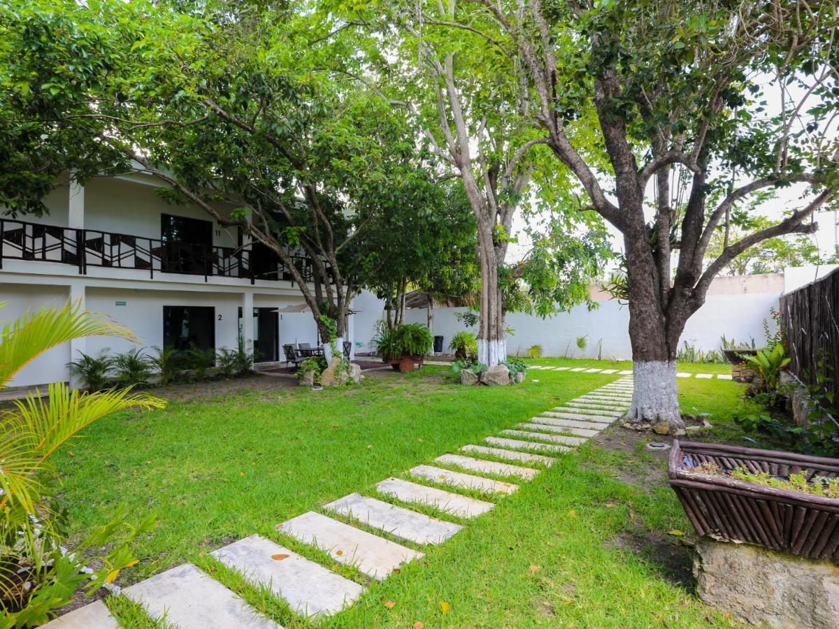 Hotel Brisas בקאלאר מראה חיצוני תמונה