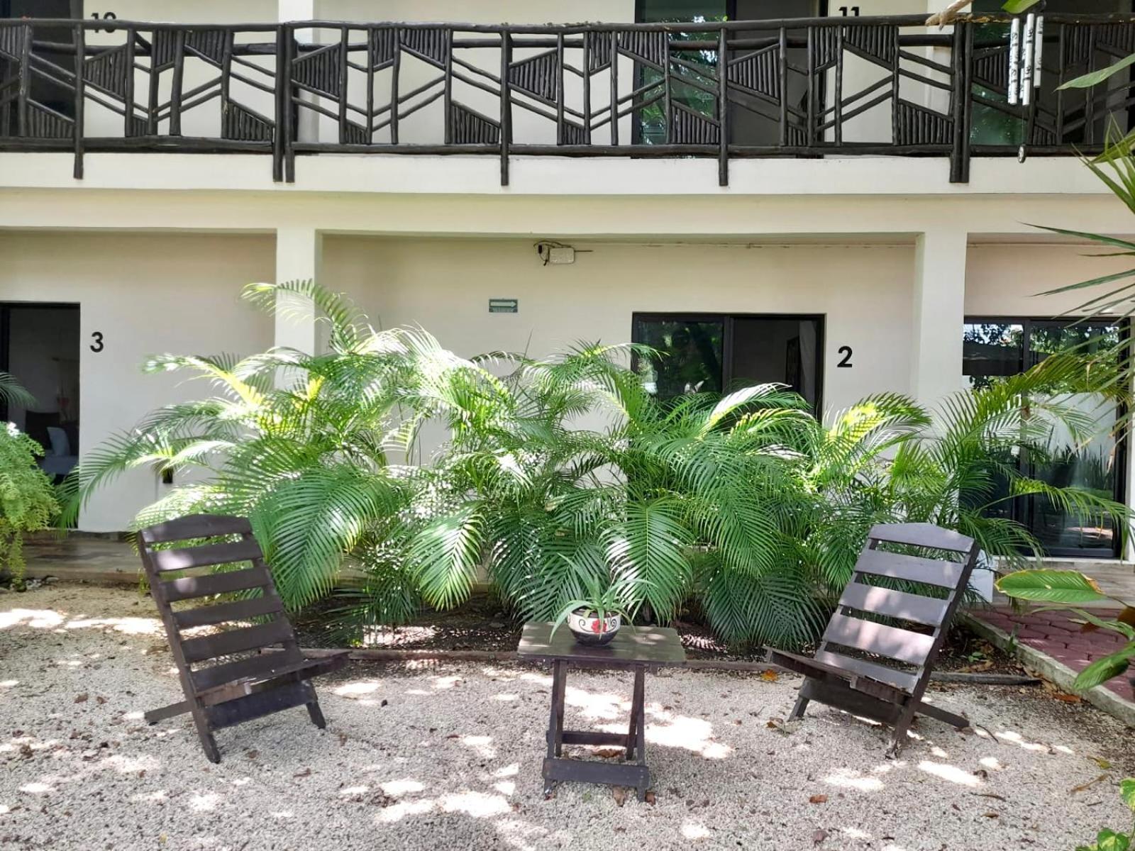Hotel Brisas בקאלאר מראה חיצוני תמונה