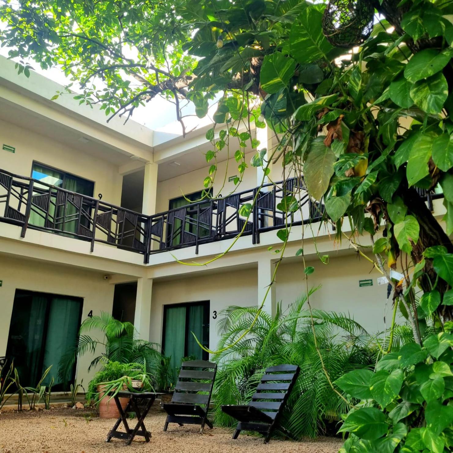 Hotel Brisas בקאלאר מראה חיצוני תמונה