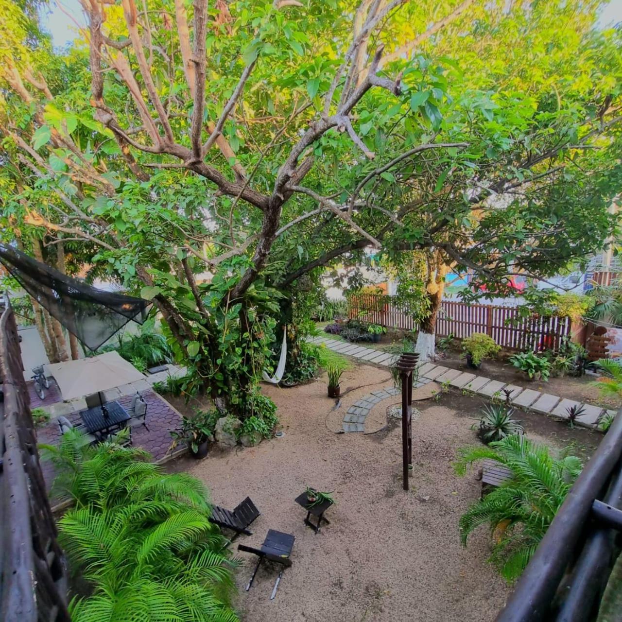 Hotel Brisas בקאלאר מראה חיצוני תמונה
