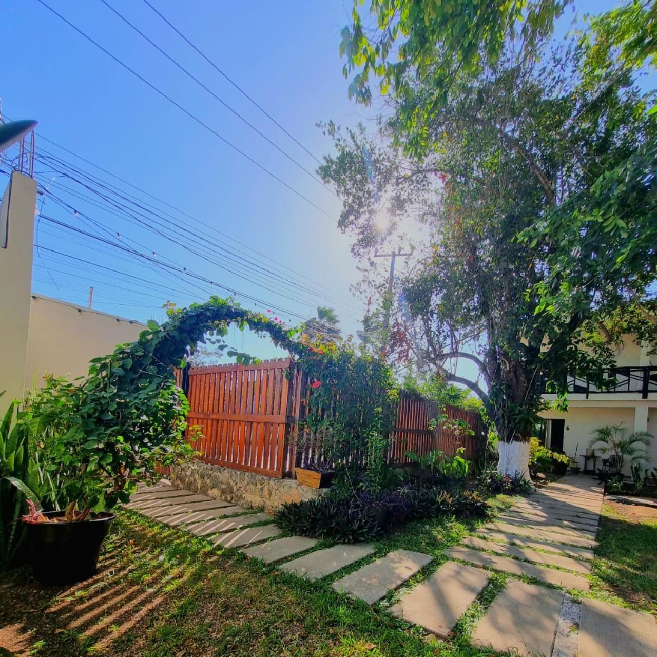 Hotel Brisas בקאלאר מראה חיצוני תמונה