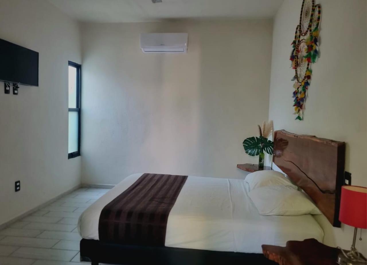 Hotel Brisas בקאלאר מראה חיצוני תמונה