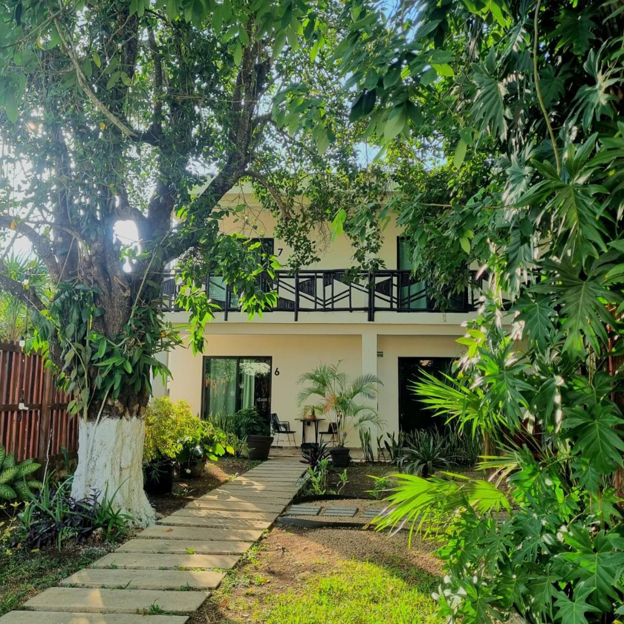 Hotel Brisas בקאלאר מראה חיצוני תמונה